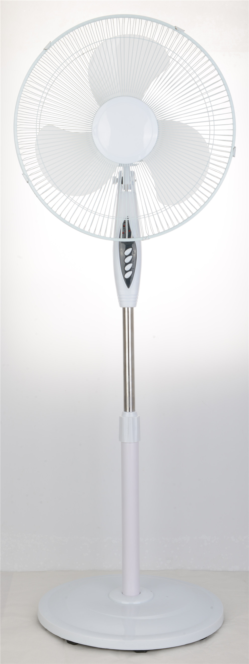 Height adjustable 3 clear plastic blade stand fan with mechanical speed control